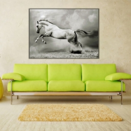 Şahlanan At Kanvas Tablo - 