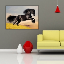 Şahlanan Siyah At Kanvas Tablo - 